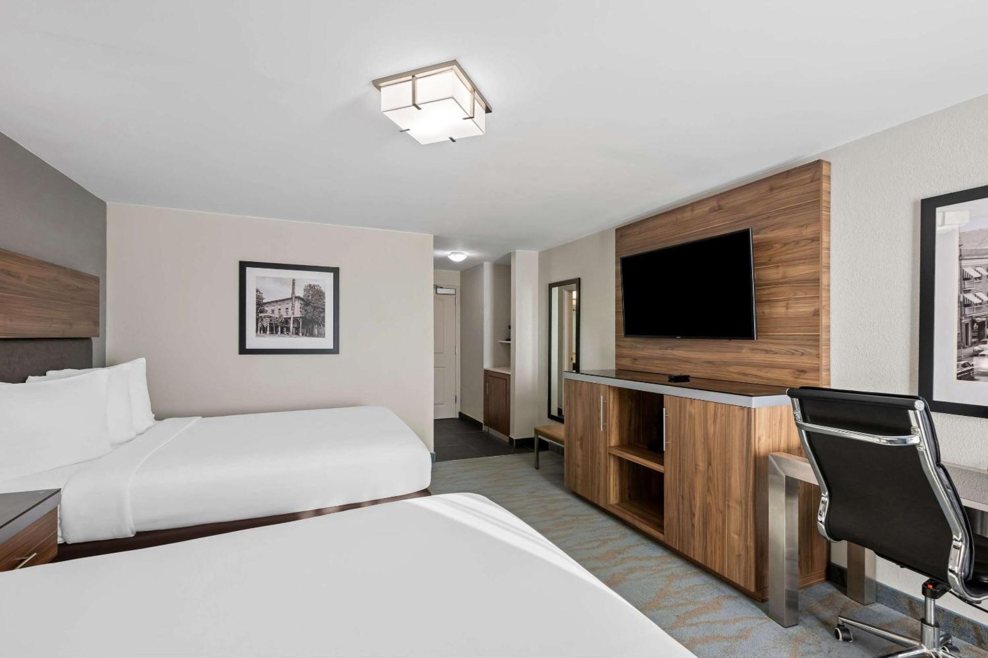 The Penn Stroud, Stroudsburg - Poconos, Ascend Hotel Collection Exterior foto